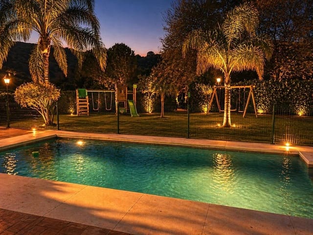 Finca/Casa Rural de 5 habitaciones en Jimena de la Frontera en venta con piscina garaje - 890.000 € (Ref: 9991522)