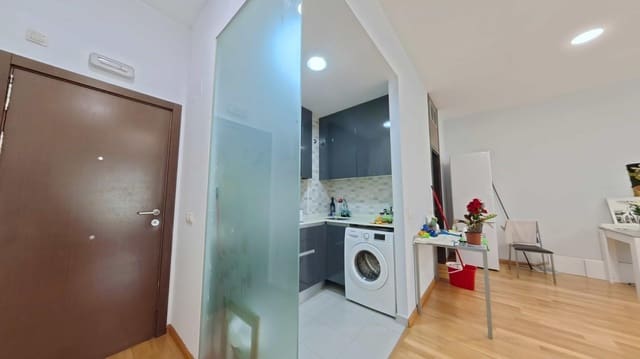 Loft en San Sebastián de los Reyes en venta - 230.000 € (Ref: 9991526)