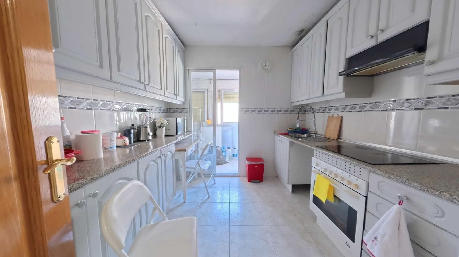 3 bedroom Flat for sale in Madrid city - € 280,000 (Ref: 9991527)