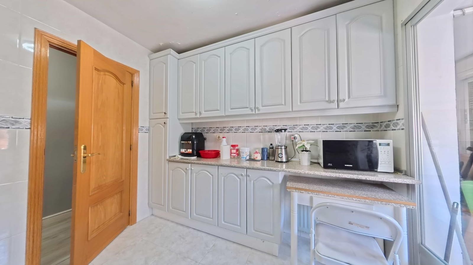 3 bedroom Flat for sale in Madrid city - € 280,000 (Ref: 9991527)