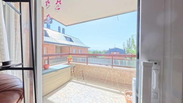 3 chambre Appartement à vendre à Guadarrama avec piscine - 325 000 € (Ref: 9991528)