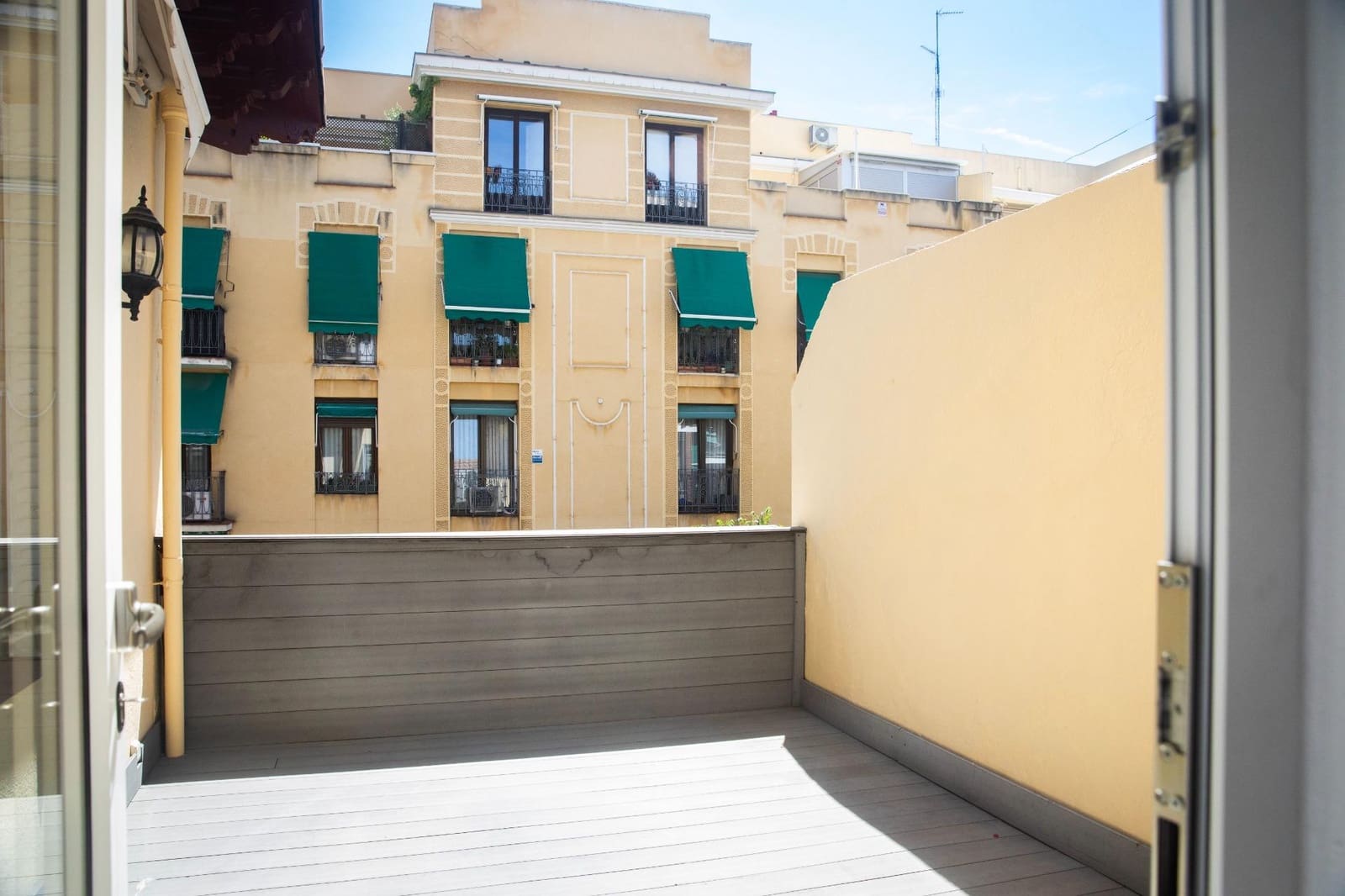 3 bedroom Penthouse for sale in Madrid city with garage - € 2,100,000 (Ref: 9991529)
