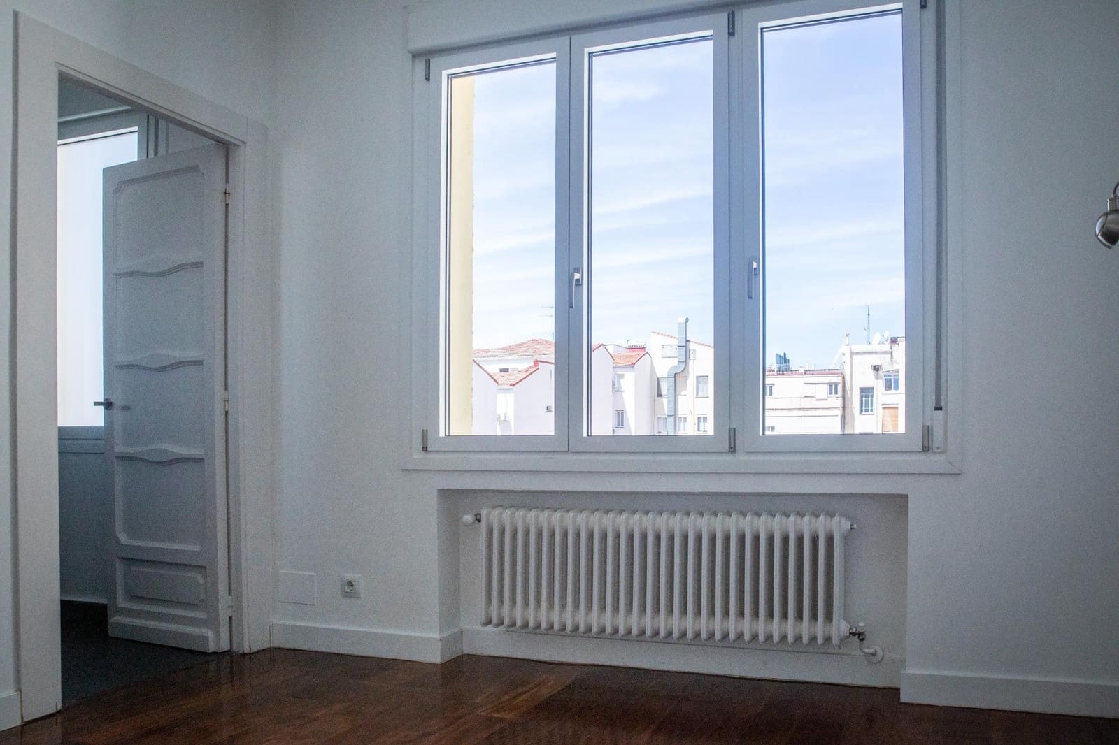 3 bedroom Penthouse for sale in Madrid city with garage - € 2,100,000 (Ref: 9991529)