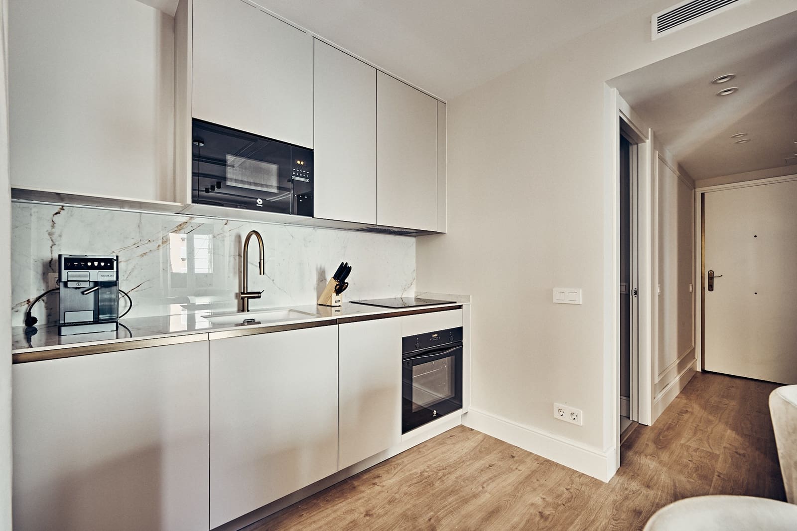 1 bedroom Flat for sale in Madrid city - € 589,000 (Ref: 10041603)