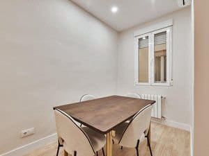 2 soveværelse Lejlighed til salg i Madrid by - € 580.000 (Ref: 9950589)