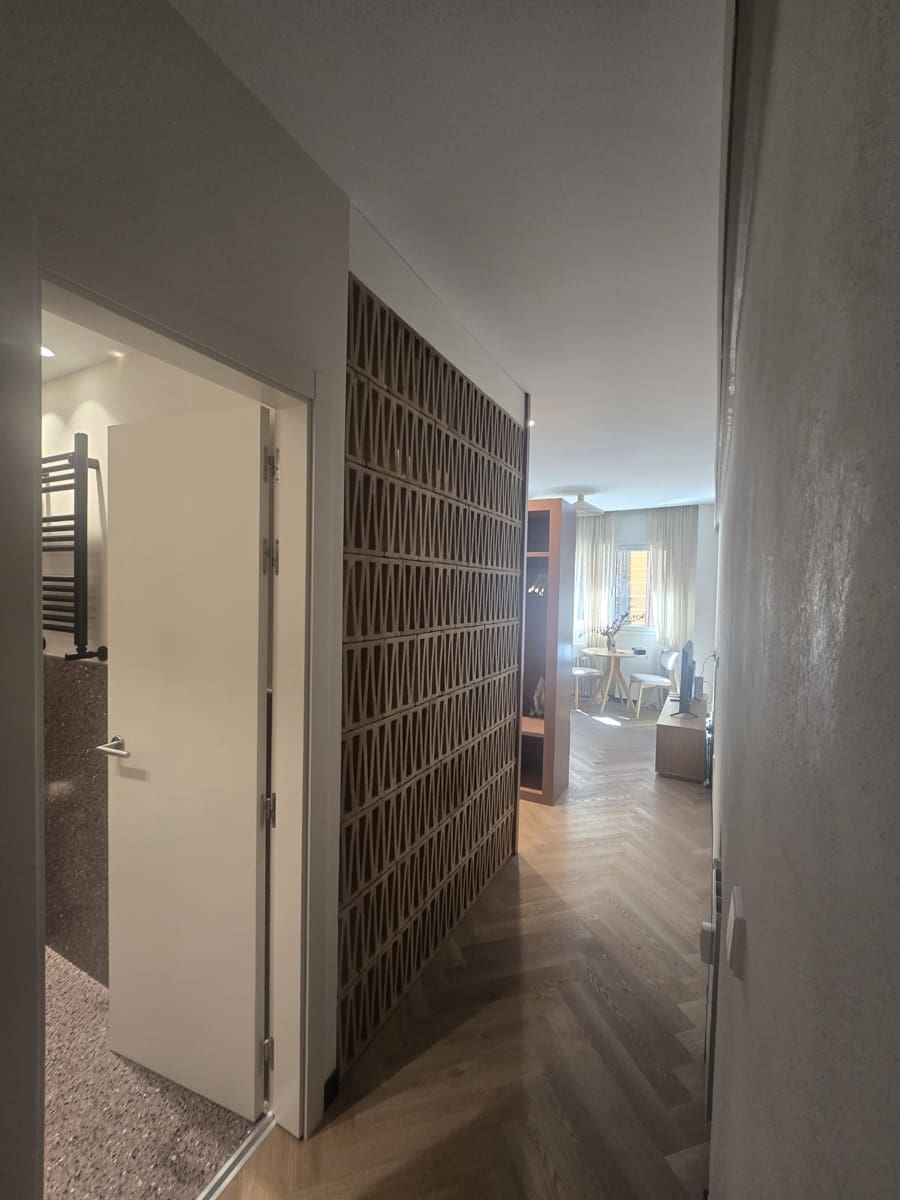 1 quarto Apartamento para venda em Madrid cidade - 345 000 € (Ref: 9950591)