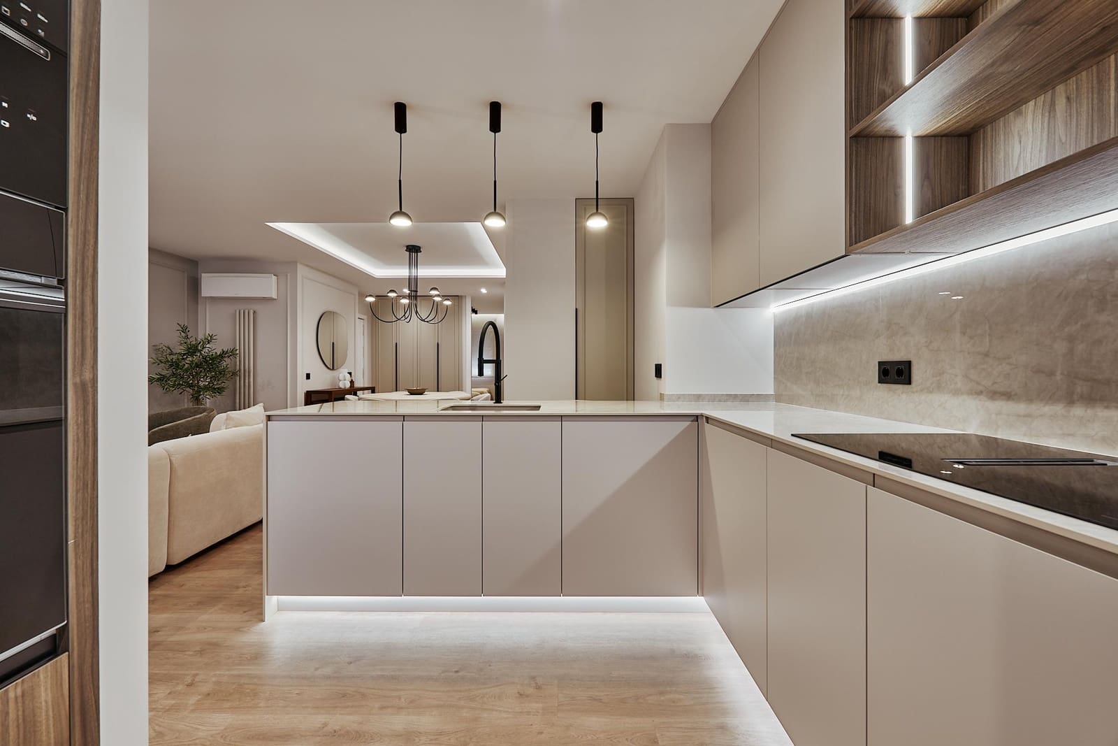 3 soveværelse Lejlighed til salg i Madrid by - € 1.549.000 (Ref: 9953385)