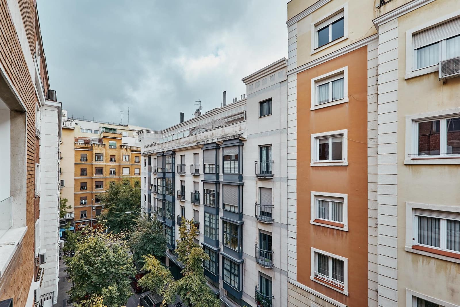 3 soveværelse Lejlighed til salg i Madrid by - € 1.549.000 (Ref: 9953385)