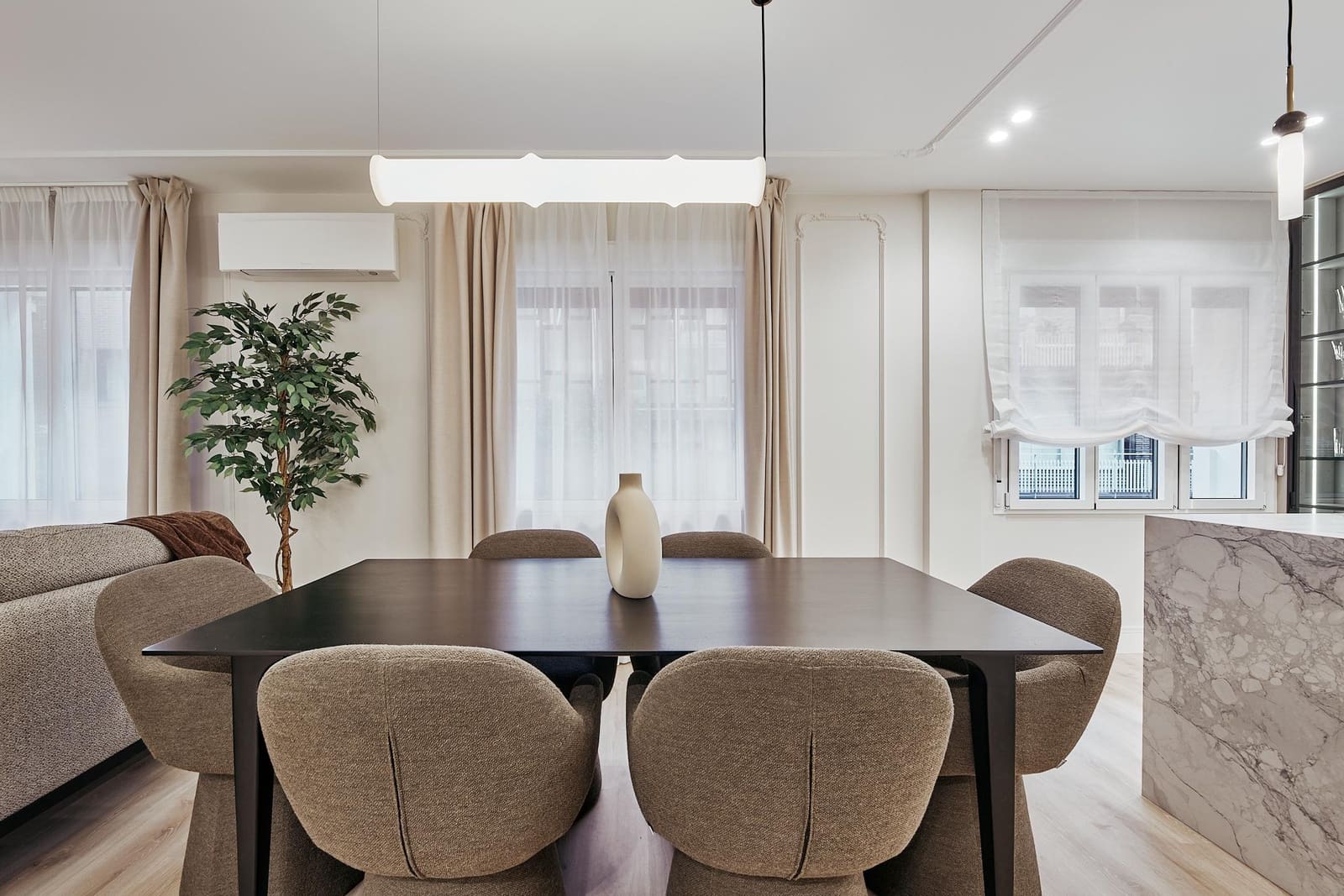 3 slaapkamer Flat te koop in Madrid stad - € 1.659.000 (Ref: 9953394)