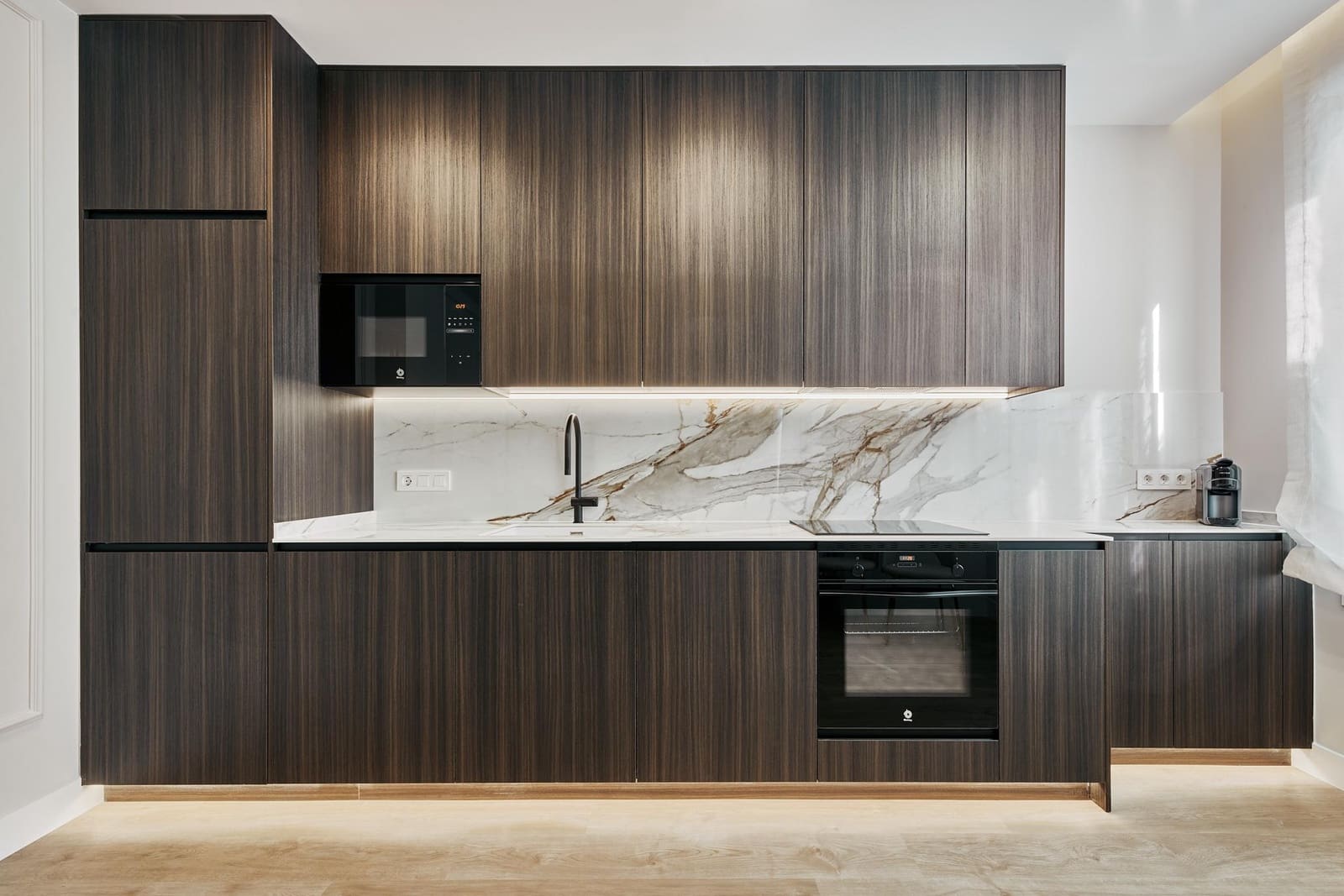 3 slaapkamer Flat te koop in Madrid stad - € 1.489.000 (Ref: 9953396)