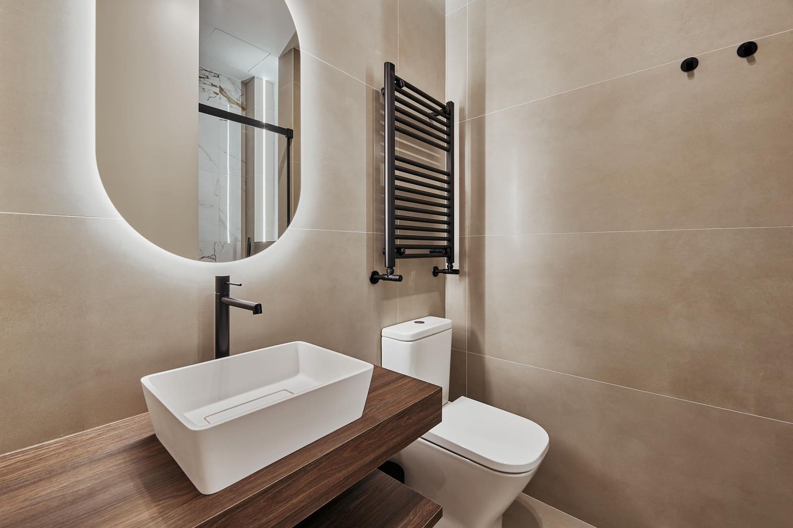 3 slaapkamer Flat te koop in Madrid stad - € 1.489.000 (Ref: 9953396)