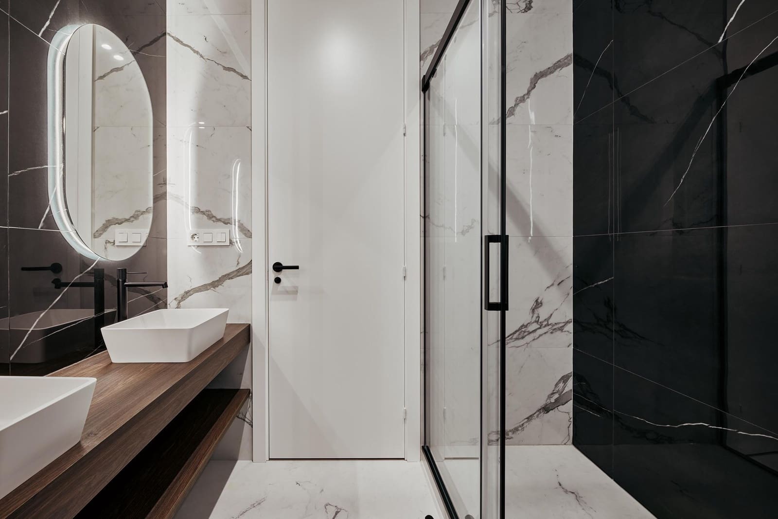 3 slaapkamer Flat te koop in Madrid stad - € 1.489.000 (Ref: 9953396)