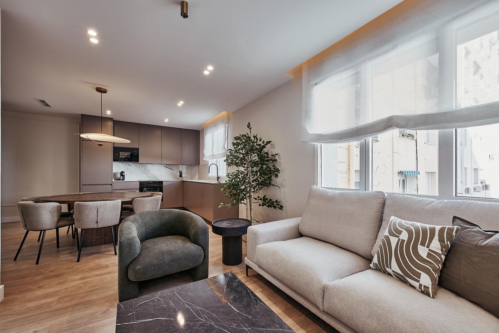 4 sovrum Lägenhet till salu i Madrid stad - 1 379 000 € (Ref: 9953397)