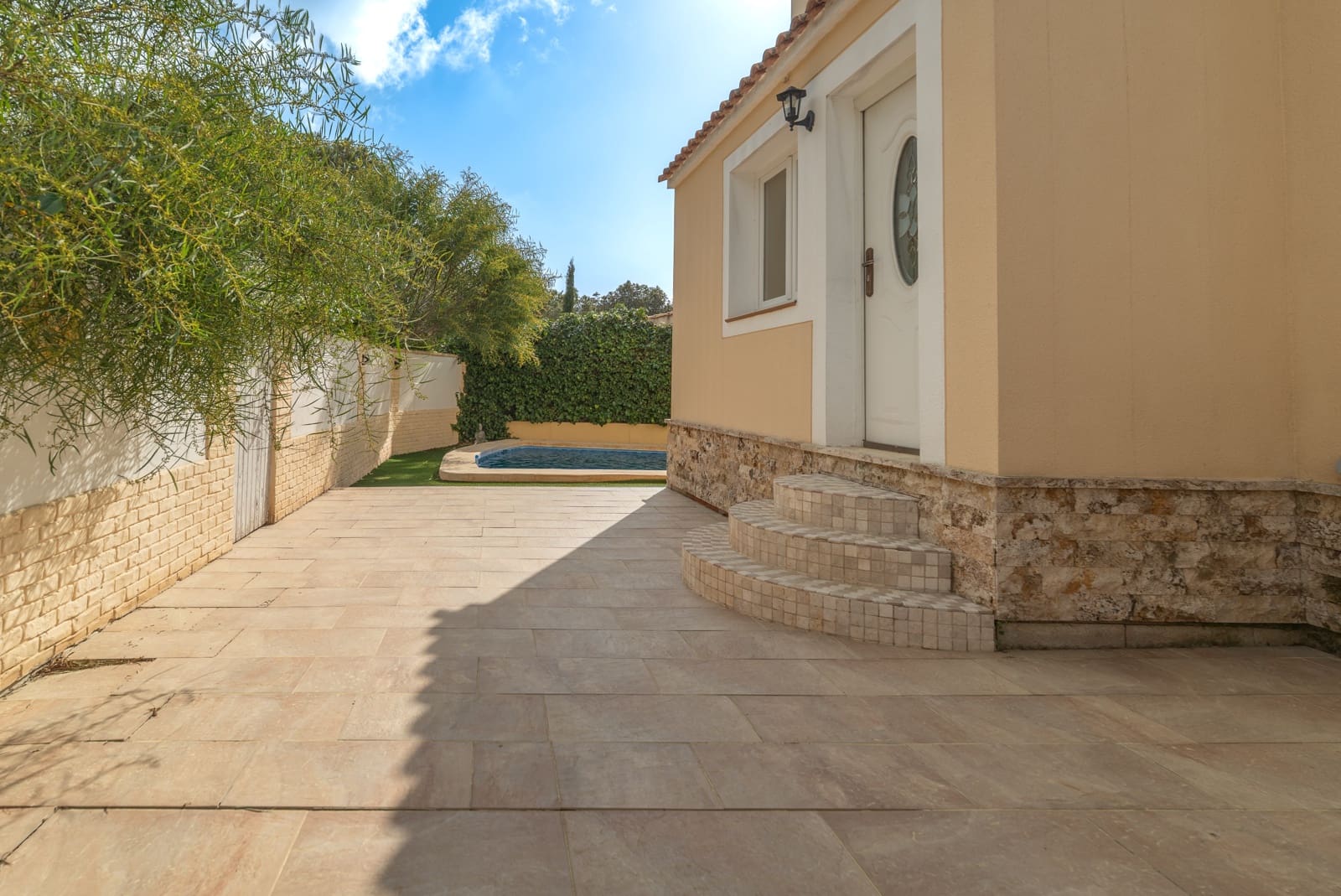 4 bedroom Villa for sale in Pinar de Campoverde with pool - € 359,000 (Ref: 10059543)