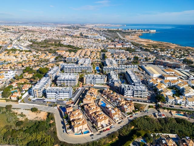 3 bedroom Apartment for sale in Playa Flamenca, Orihuela with pool - € 599,000 (Ref: 10059544)