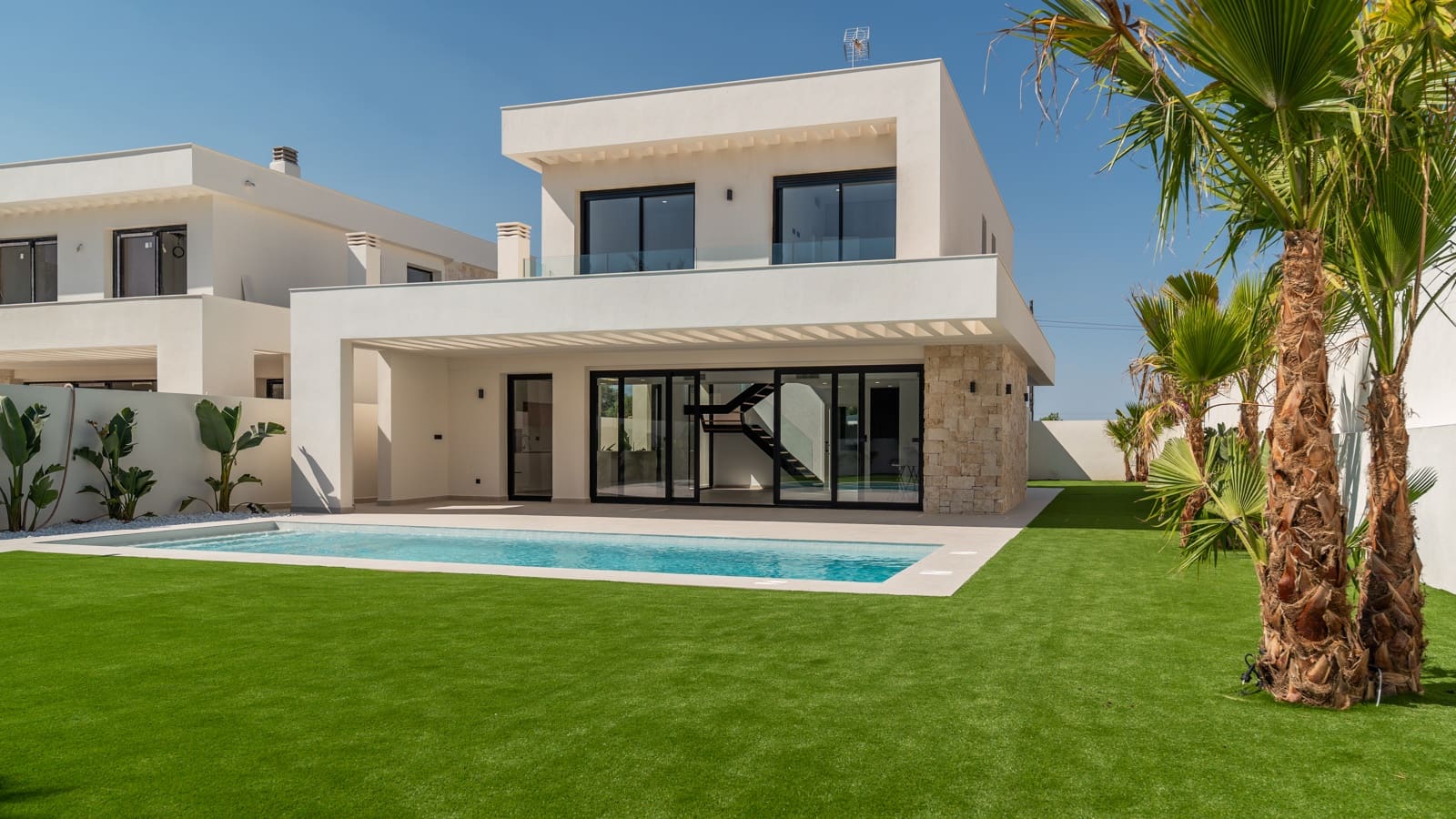 4 bedroom Villa for sale in Torrevieja with pool - € 895,000 (Ref: 10059546)