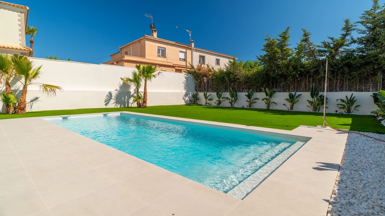 4 bedroom Villa for sale in Torrevieja with pool - € 895,000 (Ref: 10059546)