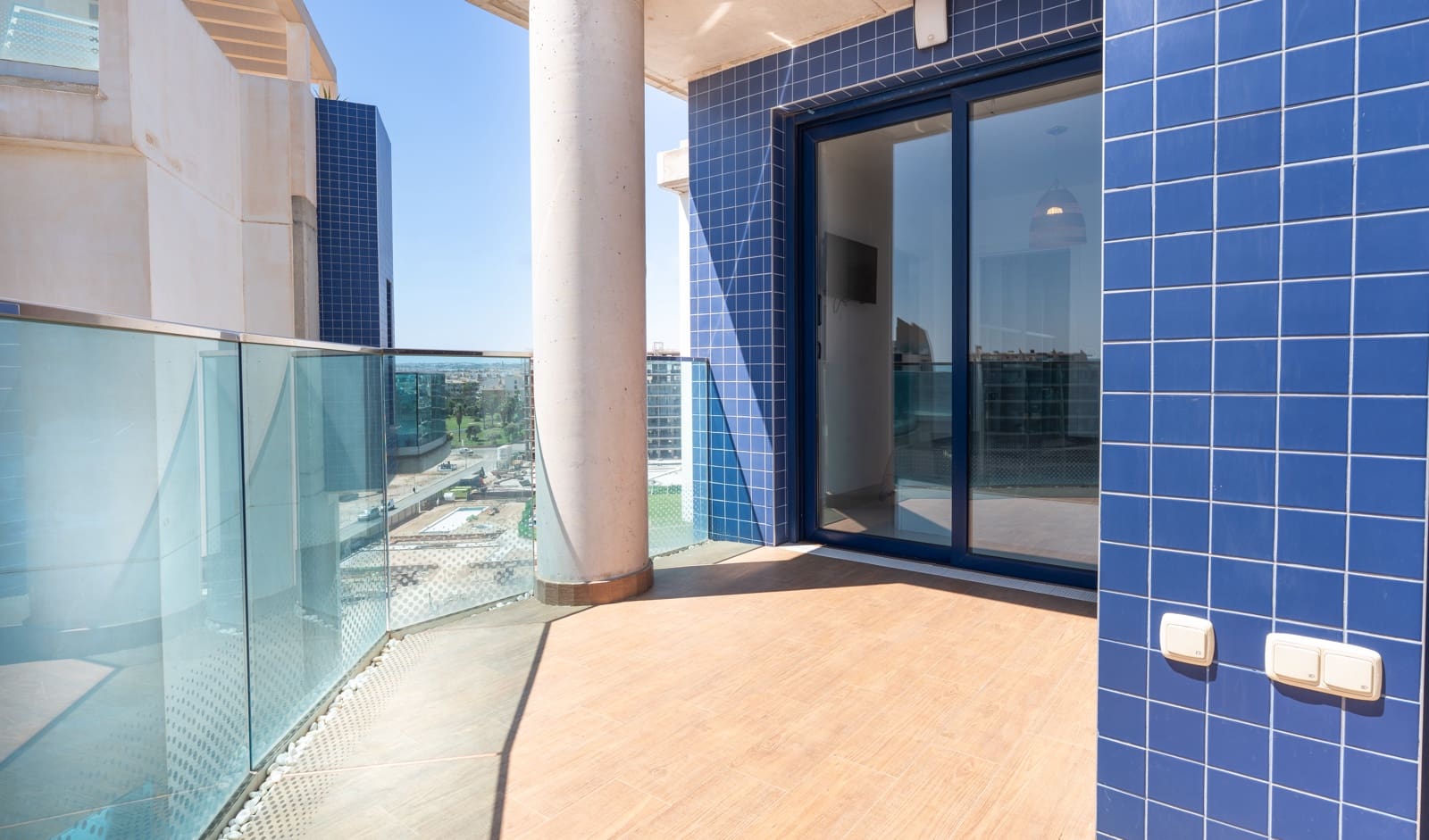 3 Zimmer Villa zu verkaufen in Punta Prima mit Pool - 795.000 € (Ref: 10059549)