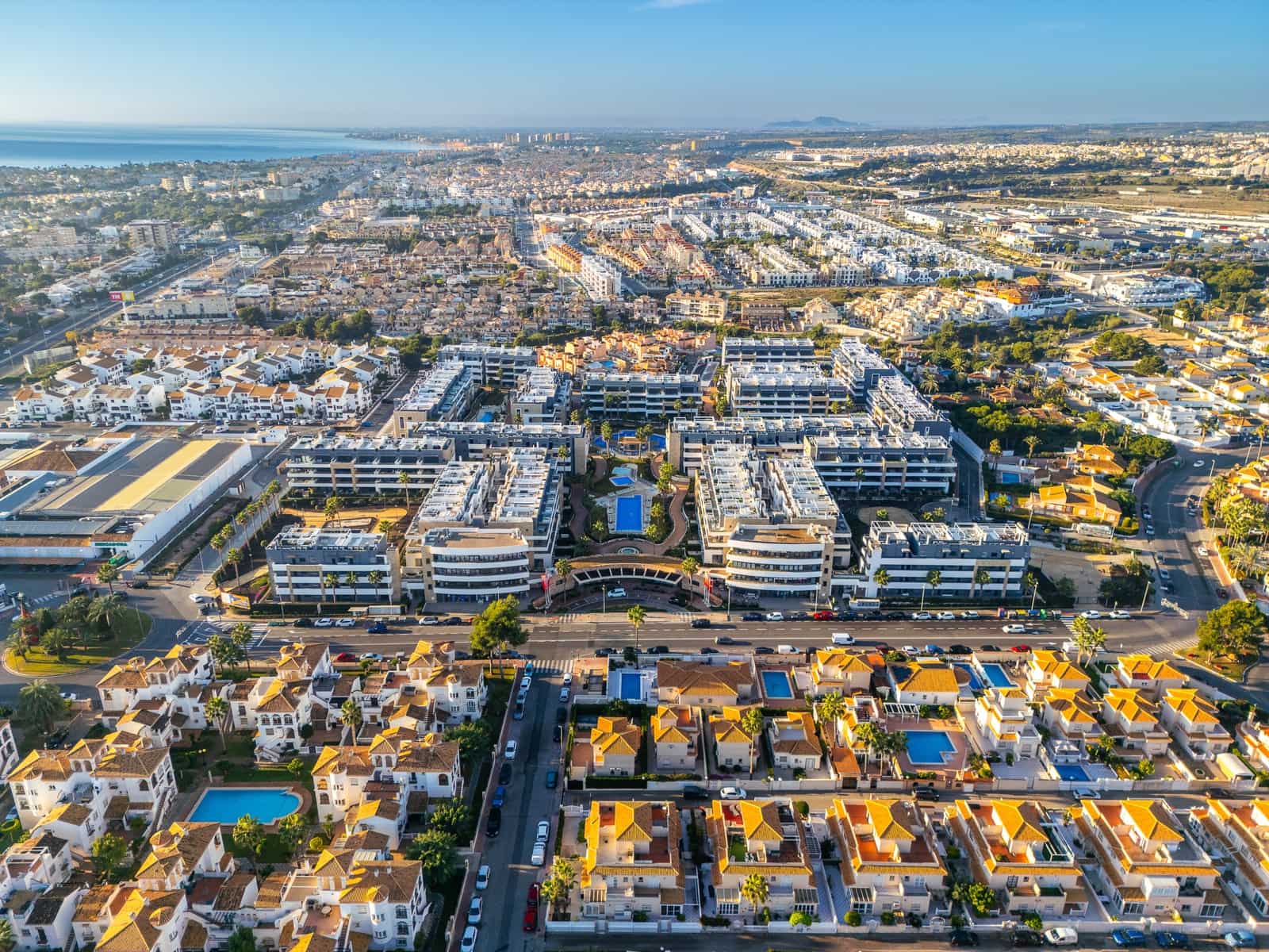 3 sovrum Lägenhet till salu i Playa Flamenca med pool - 515 000 € (Ref: 10059551)