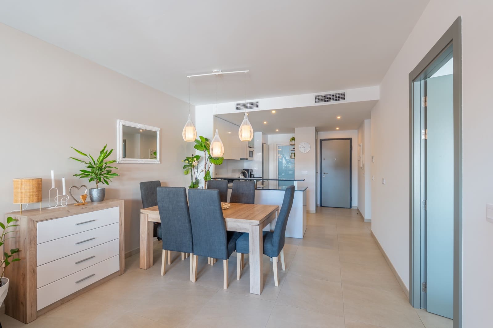 3 sovrum Lägenhet till salu i Playa Flamenca med pool - 515 000 € (Ref: 10059551)