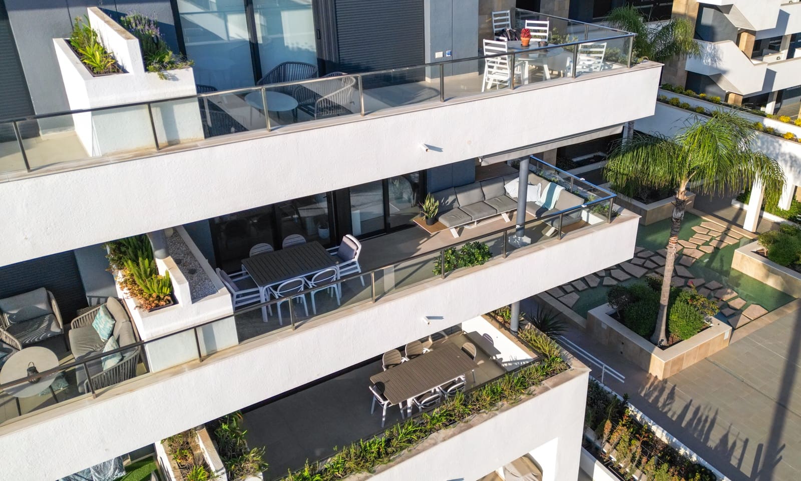 3 sovrum Lägenhet till salu i Playa Flamenca med pool - 515 000 € (Ref: 10059551)
