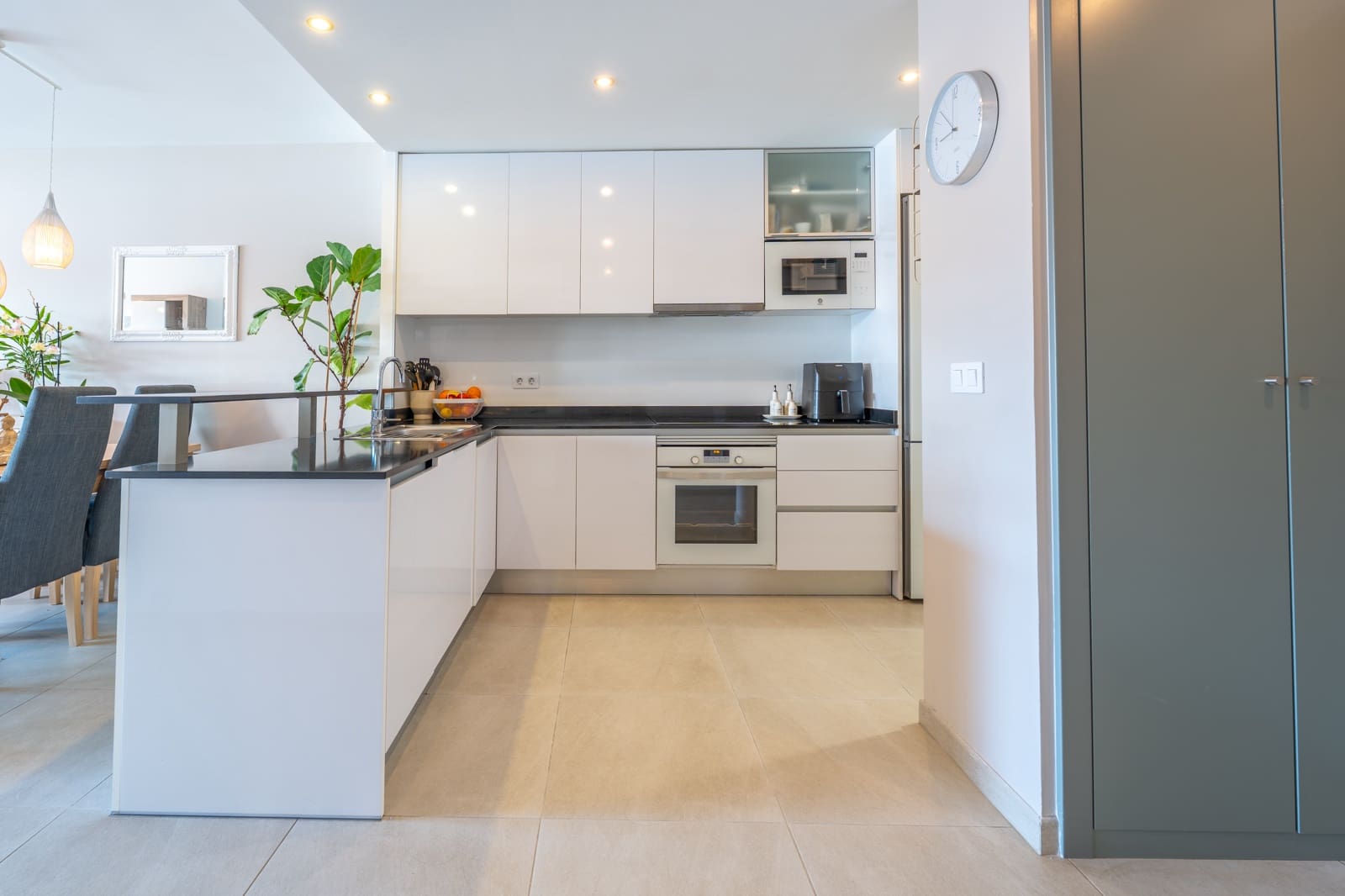 3 sovrum Lägenhet till salu i Playa Flamenca med pool - 515 000 € (Ref: 10059551)