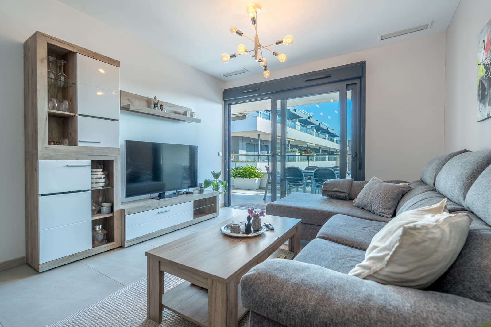 3 sovrum Lägenhet till salu i Playa Flamenca med pool - 515 000 € (Ref: 10059551)