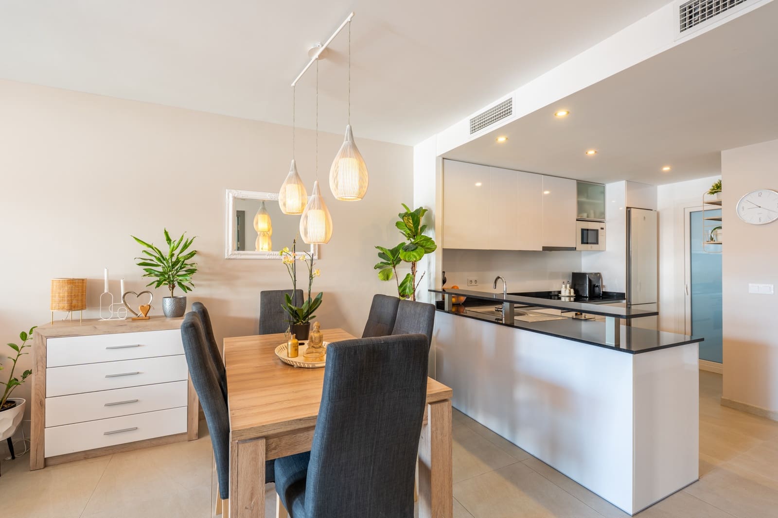 3 sovrum Lägenhet till salu i Playa Flamenca med pool - 515 000 € (Ref: 10059551)