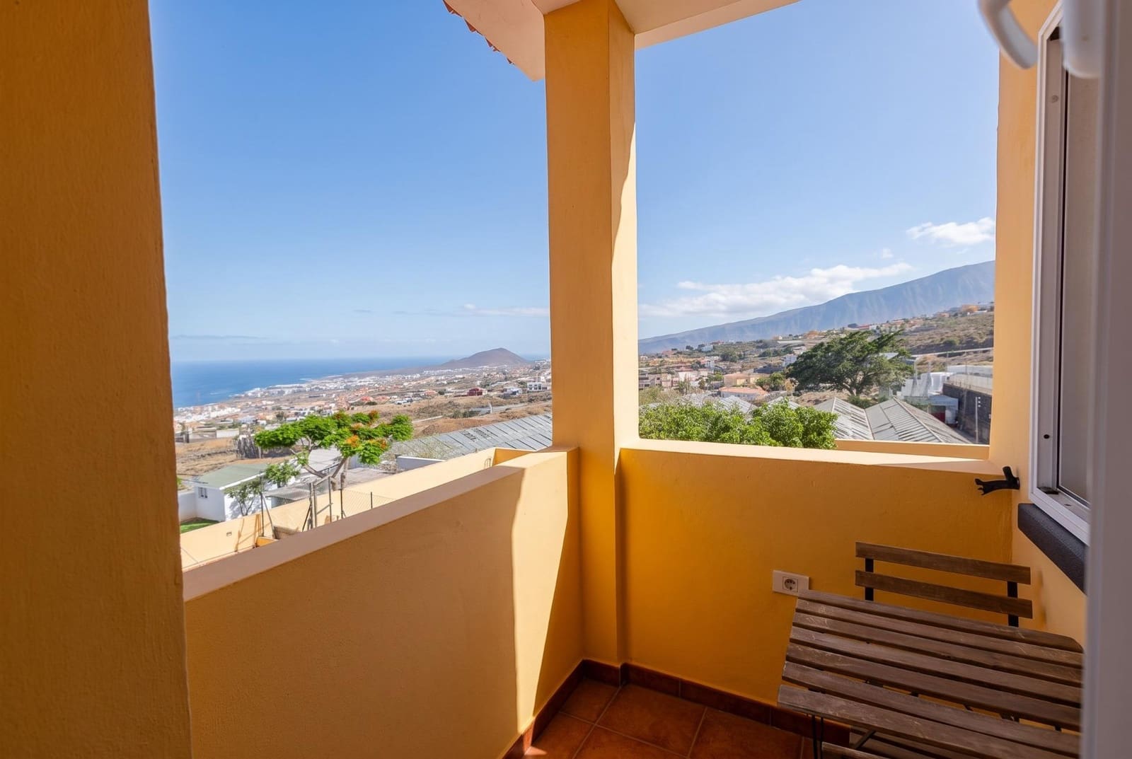 5 Zimmer Villa zu verkaufen in Araya mit Garage - 982.000 € (Ref: 10013452)