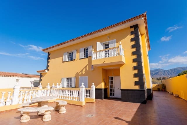 5 Zimmer Villa zu verkaufen in Araya, Candelaria mit Garage - 982.000 € (Ref: 10013452)