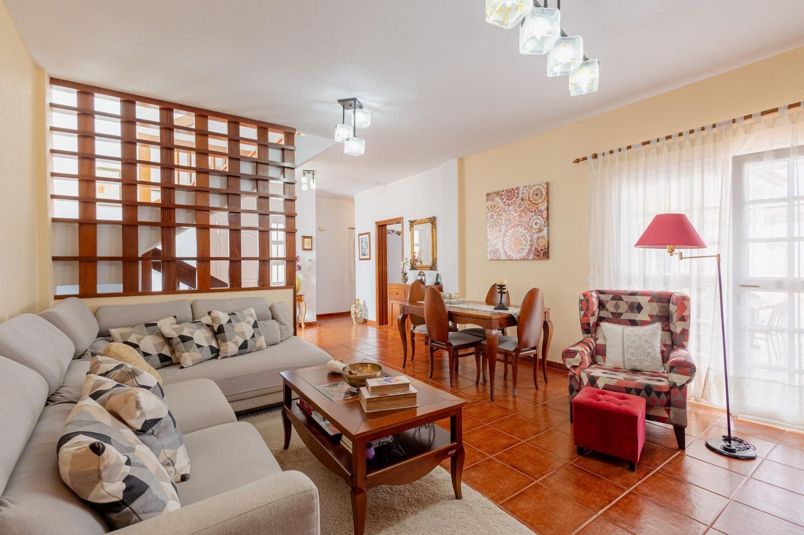 5 Zimmer Villa zu verkaufen in Araya mit Garage - 982.000 € (Ref: 10013452)