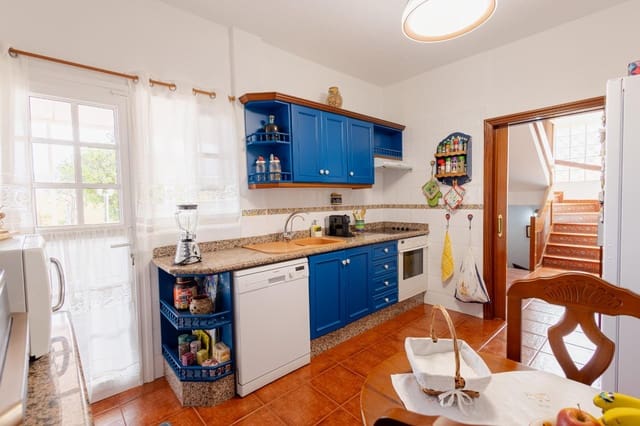 5 Zimmer Villa zu verkaufen in Araya, Candelaria mit Garage - 982.000 € (Ref: 10013452)