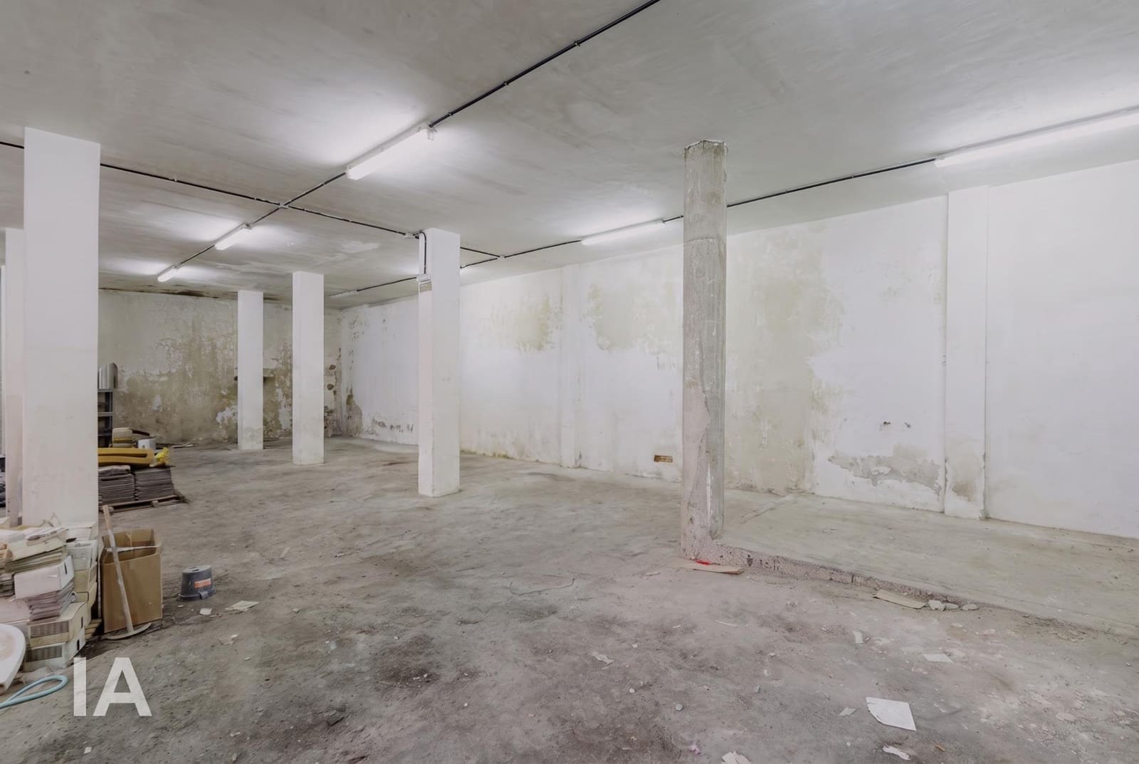 Kaupallinen myytävänä paikassa San Cristobal de La Laguna - 180 000 € (Ref: 10133429)