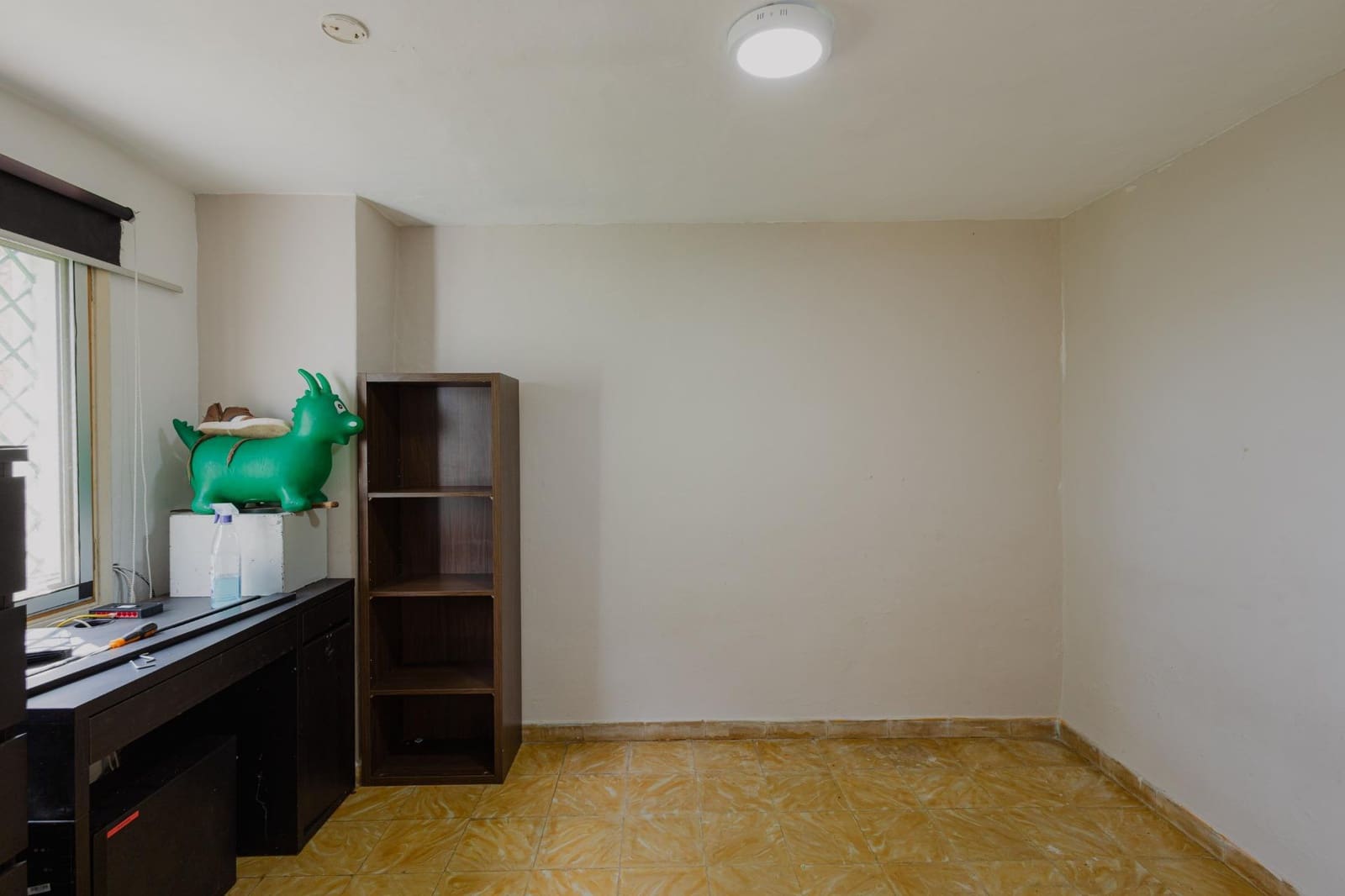 4 slaapkamer Halfvrijstaande villa te koop in Santa Cruz de Tenerife - € 239.000 (Ref: 10133430)