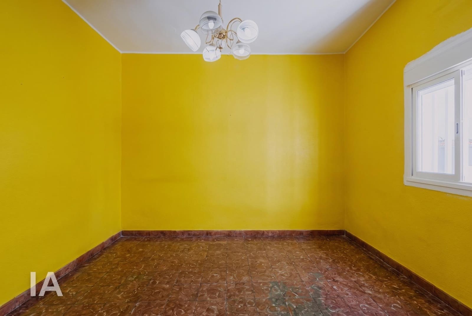 4 slaapkamer Halfvrijstaande villa te koop in Santa Cruz de Tenerife - € 239.000 (Ref: 10133430)