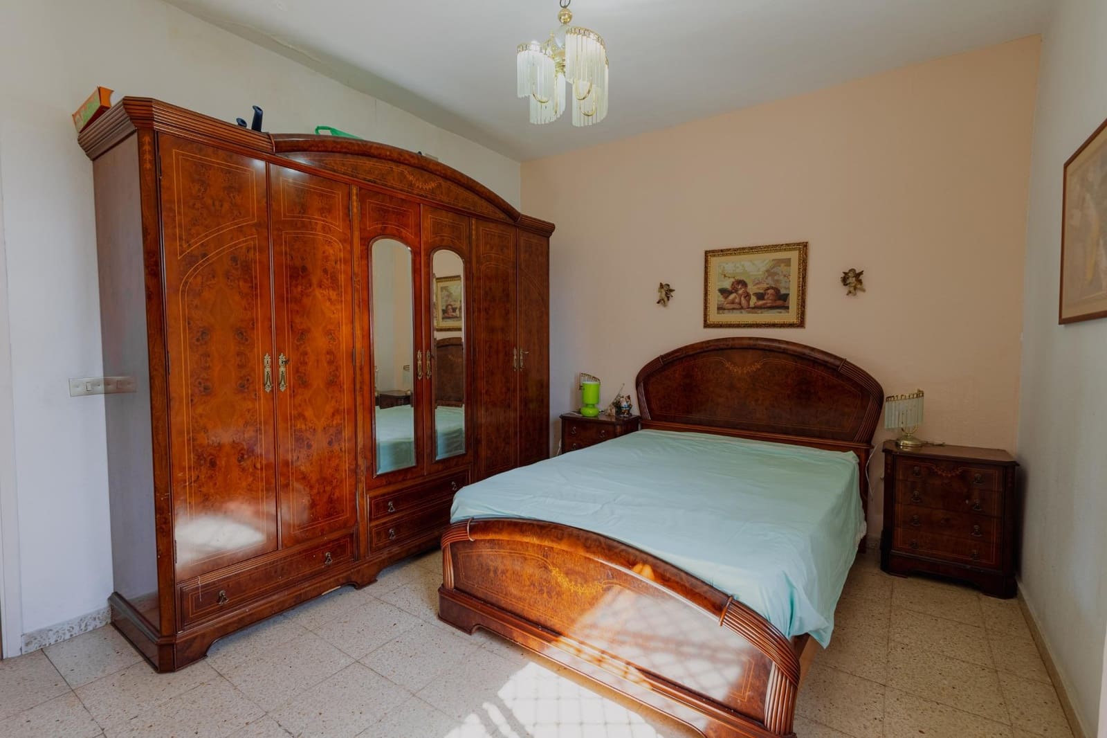 4 slaapkamer Halfvrijstaande villa te koop in Santa Cruz de Tenerife - € 239.000 (Ref: 10133430)