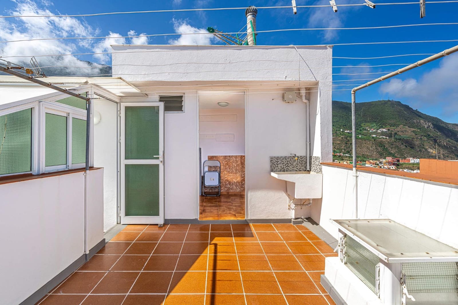 3 bedroom Terraced Villa for rent in Los Realejos - € 950 (Ref: 10148903)