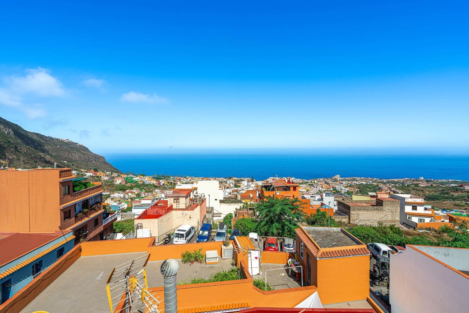 3 bedroom Terraced Villa for rent in Los Realejos - € 950 (Ref: 10148903)