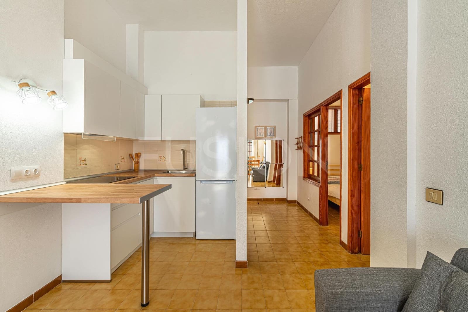 Piso de 1 habitación en Los Cristianos en venta con piscina - 223.000 € (Ref: 10180760)