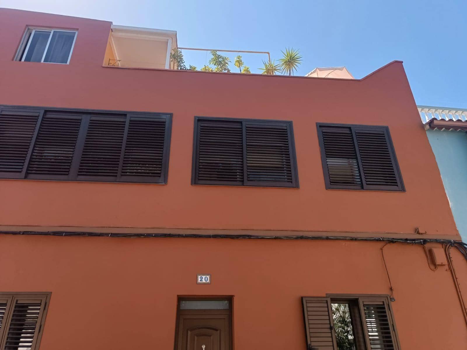4 bedroom Townhouse for sale in La Orotava - € 280,000 (Ref: 9975780)