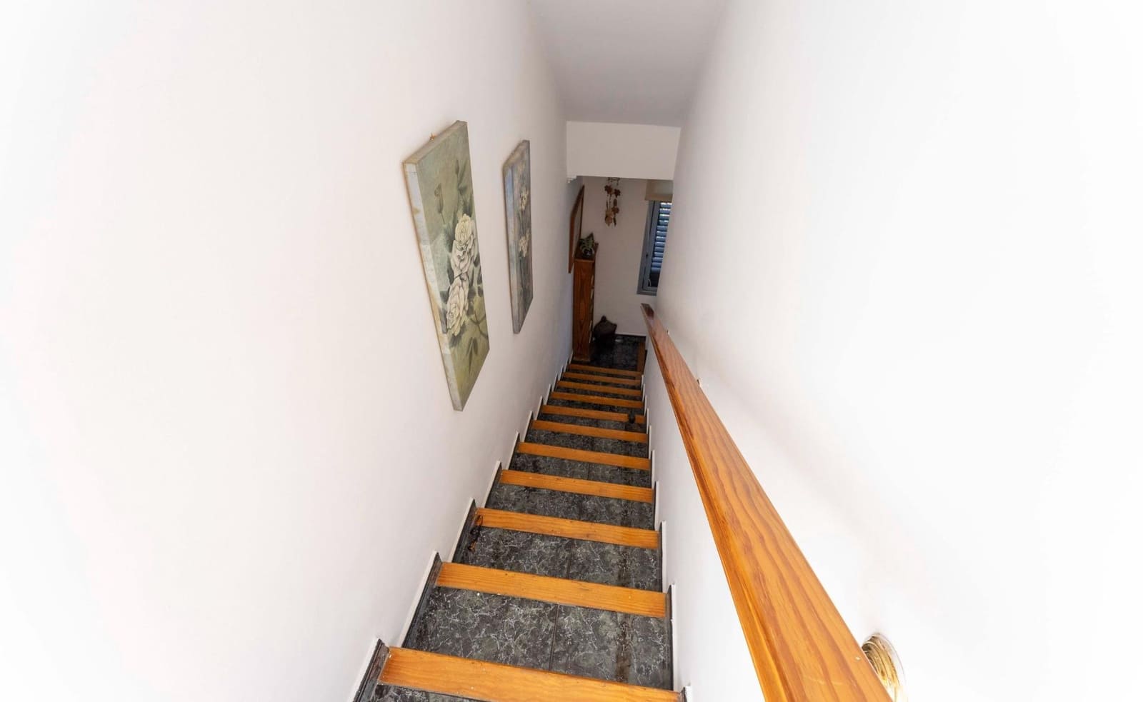 4 bedroom Townhouse for sale in La Orotava - € 280,000 (Ref: 9975780)