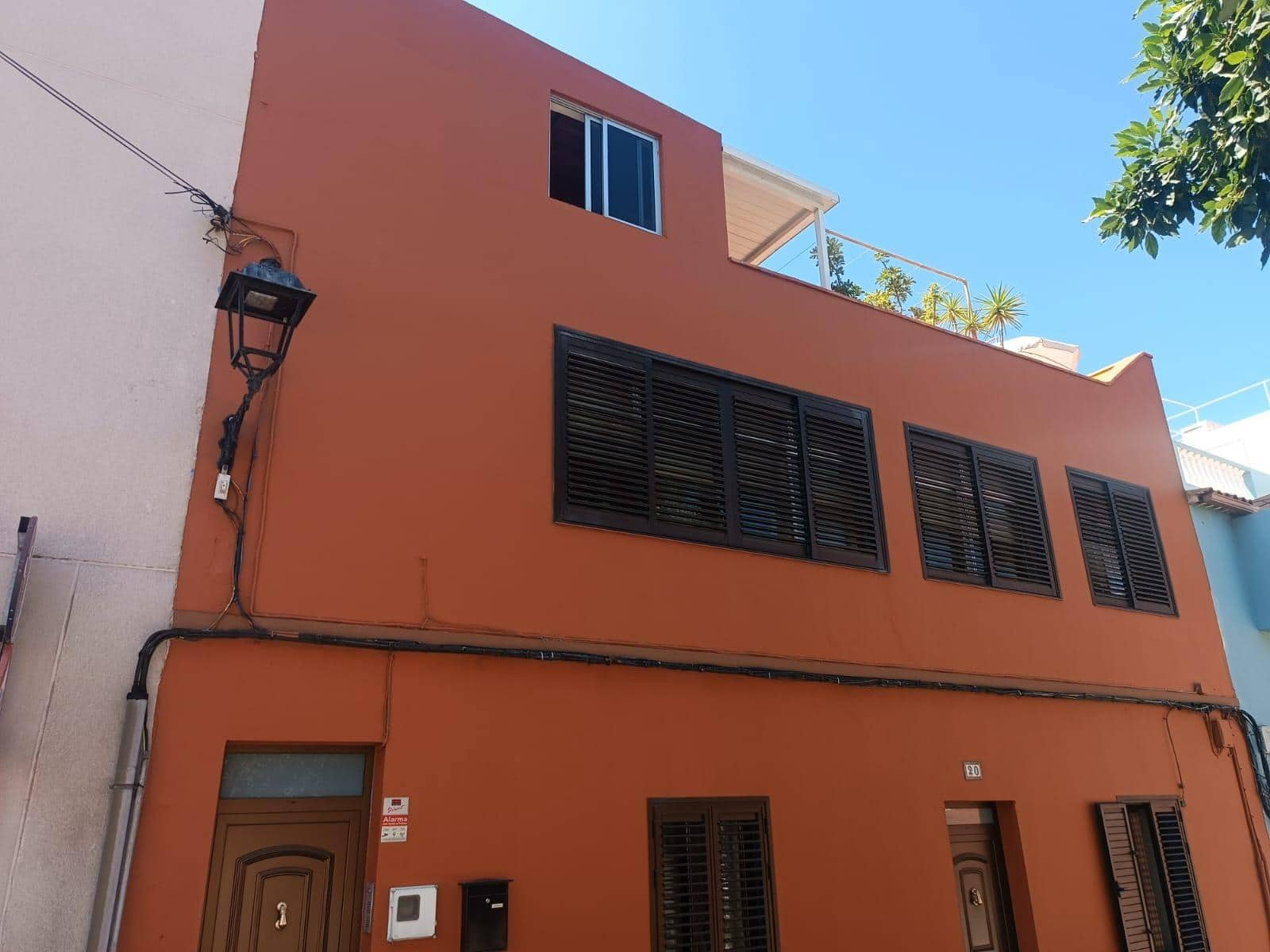 4 bedroom Townhouse for sale in La Orotava - € 280,000 (Ref: 9975780)