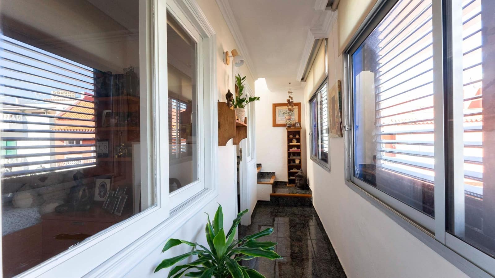 4 bedroom Townhouse for sale in La Orotava - € 280,000 (Ref: 9975780)