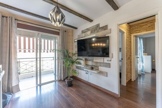 2 soverom Leilighet til salgs i Arona med svømmebasseng garasje - € 269 500 (Ref: 9975784)
