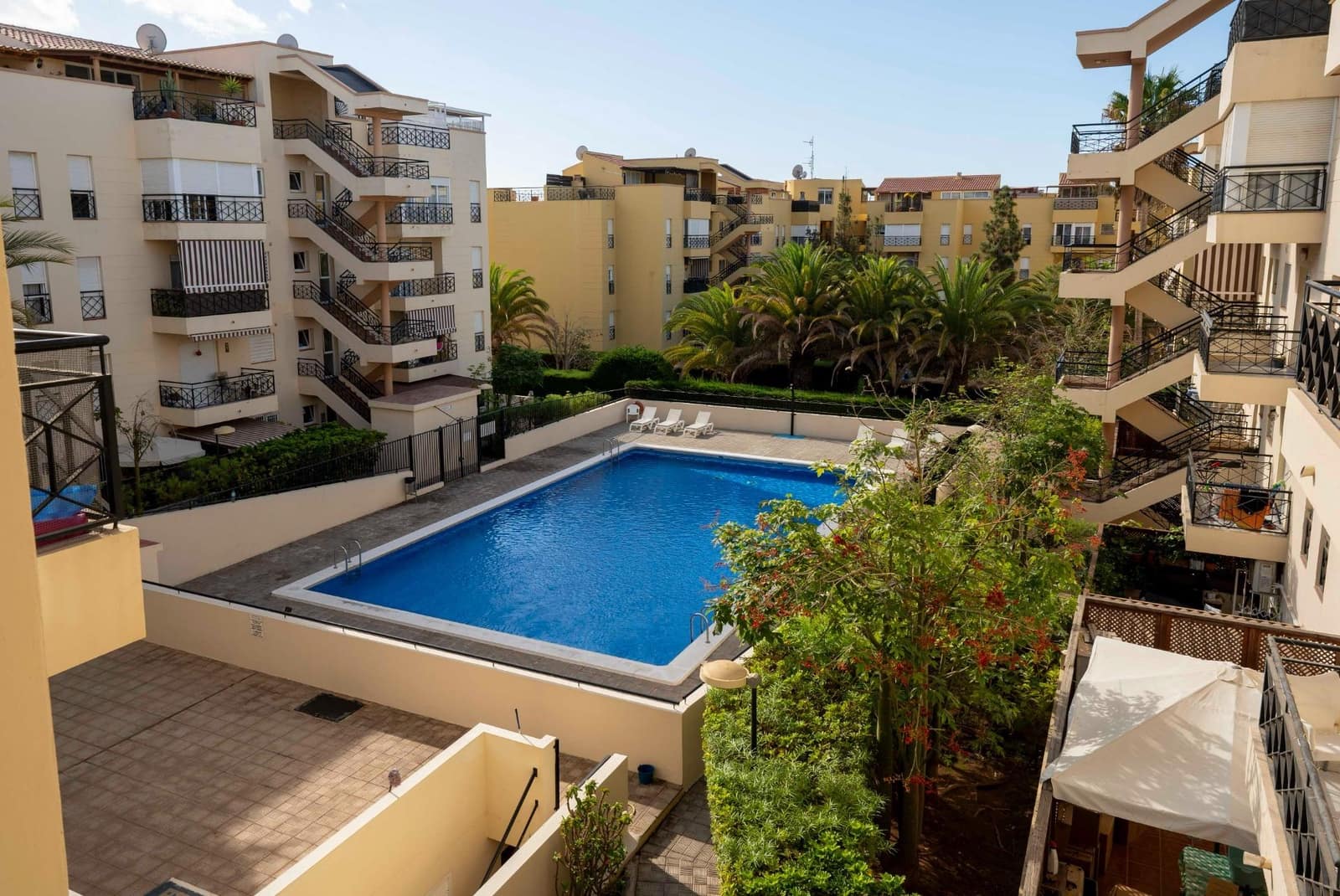 2 soveværelse Lejlighed til salg i Arona med swimmingpool garage - € 269.500 (Ref: 9975784)