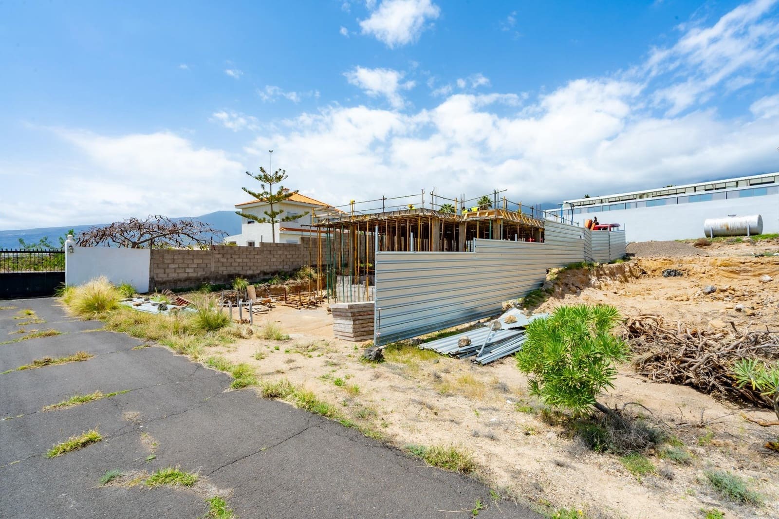 4 bedroom Villa for sale in Candelaria with pool garage - € 980,000 (Ref: 9975785)