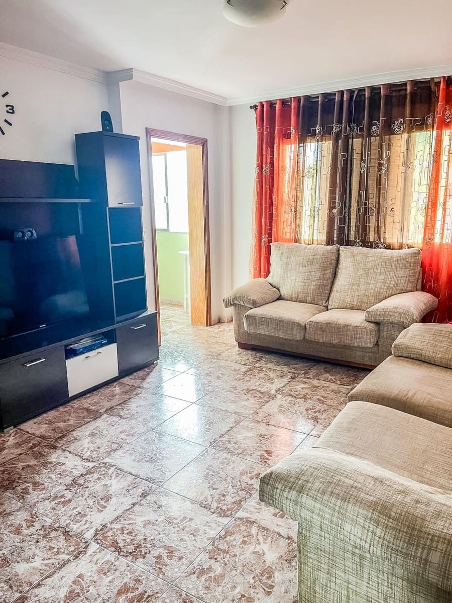 2 chambre Appartement à vendre à Santa Cruz de Tenerife - 136 000 € (Ref: 9975786)