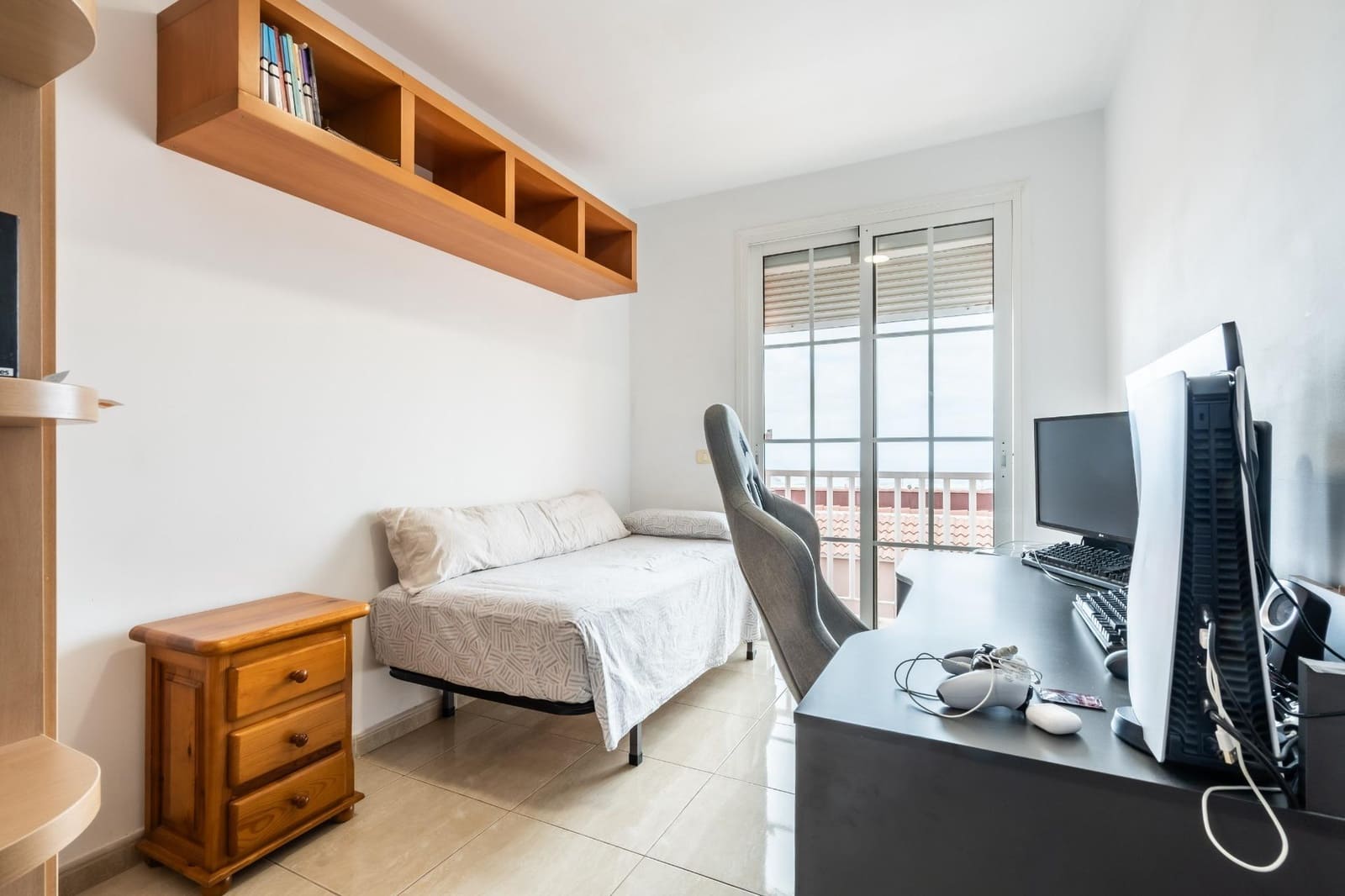 3 soverom Rekkehus til salgs i San Isidro de Abona med garasje - € 344 000 (Ref: 9975787)