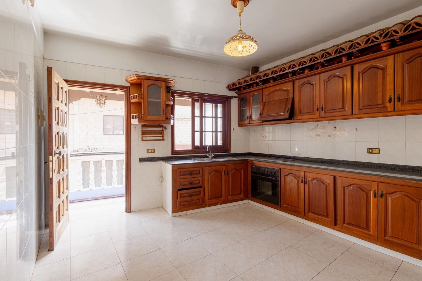 5 sovrum Villa till salu i Tegueste med garage - 470 000 € (Ref: 9995816)