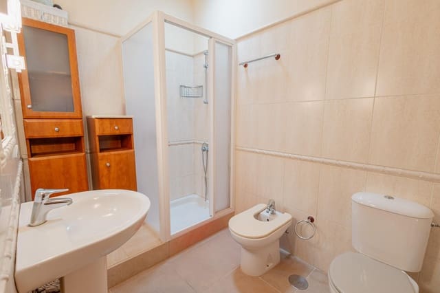 3 Zimmer Haus zu verkaufen in Arico mit Garage - 440.000 € (Ref: 9999677)